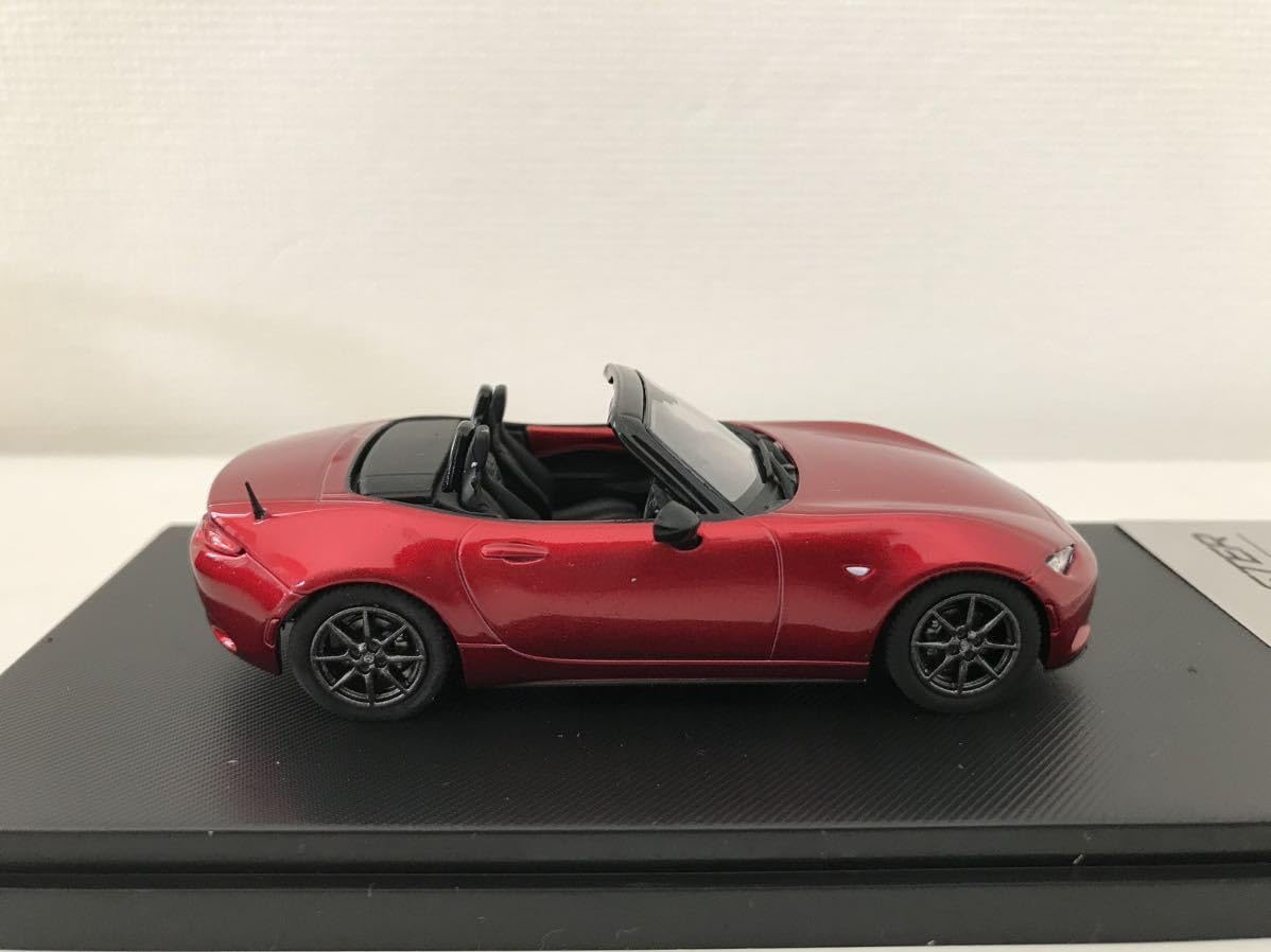美品MAZDA ROADSTER 2015 モデルカー 1/43 ソウルレッド Hi-Story】1/43 MAZDA ROADSTER (2015) ソウルレッドプレミアム